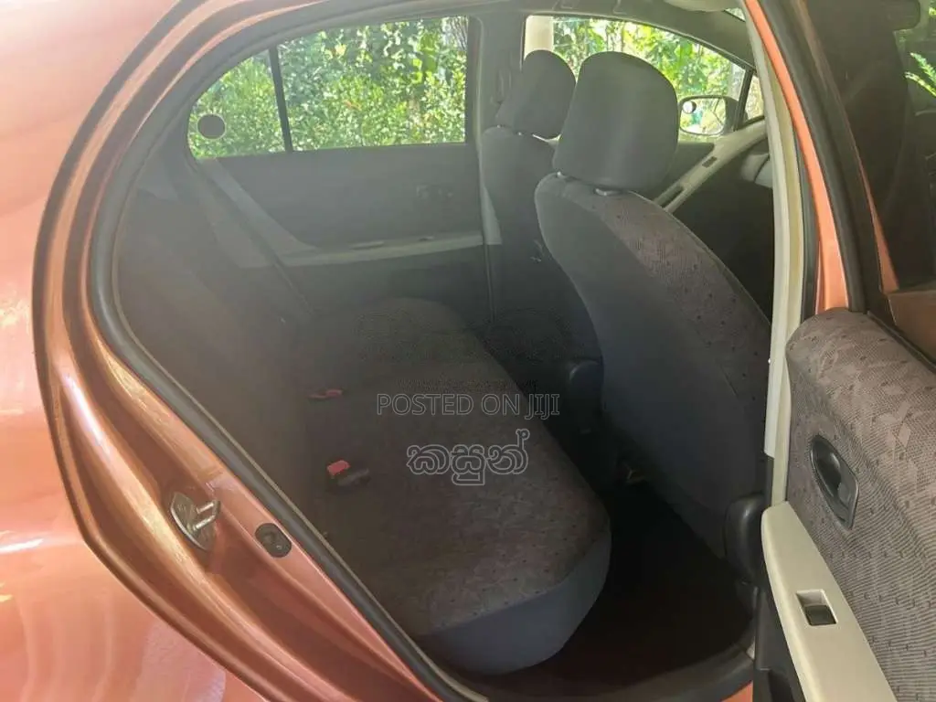 Toyota Vitz 2008 Car (Used)
