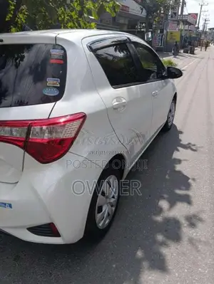 Toyota Vitz 2018 Car (Used)
