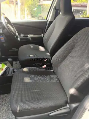 Toyota Vitz 2018 Car (Used)