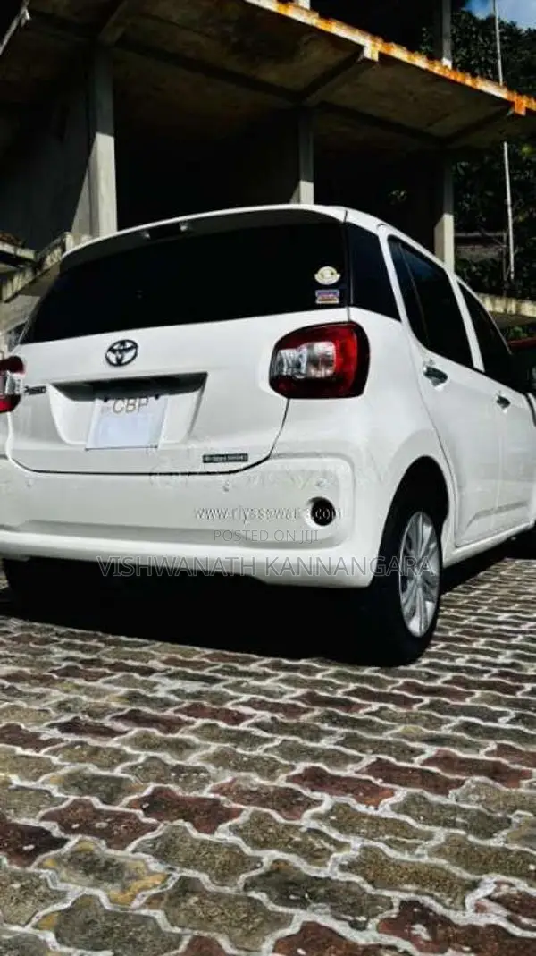 Toyota Passo 2022 Car (Used)