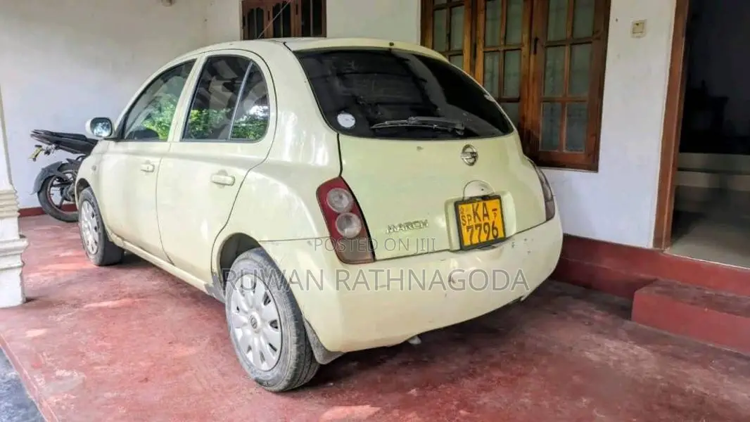 Nissan AK12 2002 Car (Used)