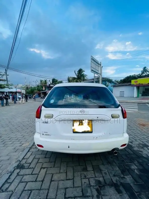 Nissan Sunny Y11 2000 Car (Used)