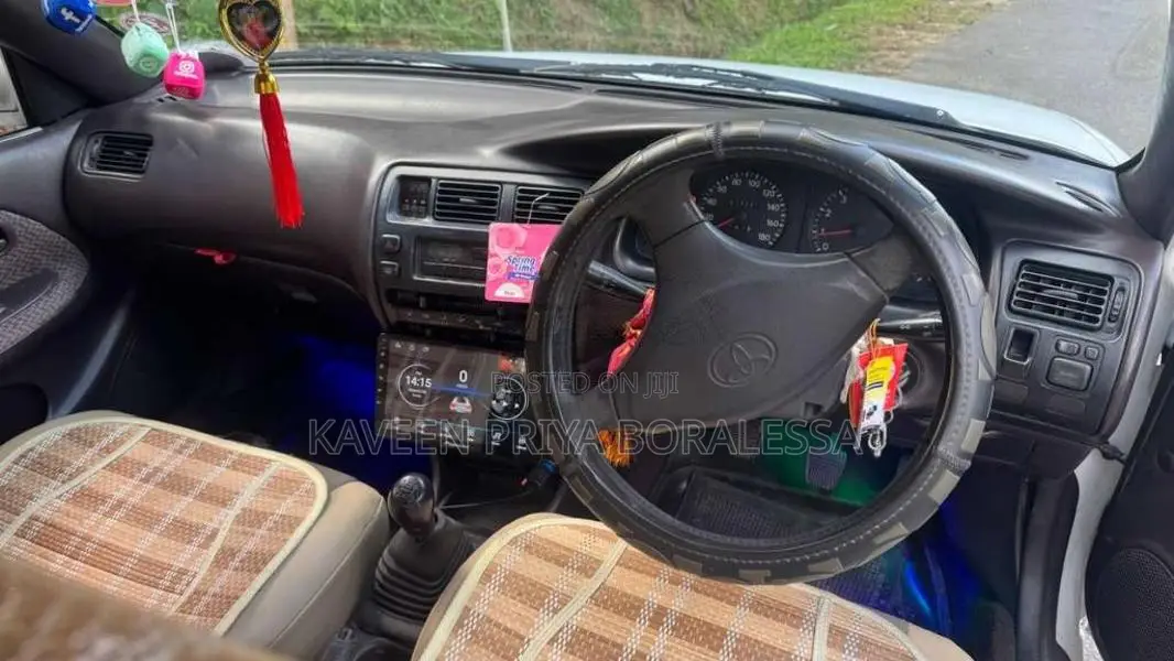 Toyota Corolla 1995 Car (Used)