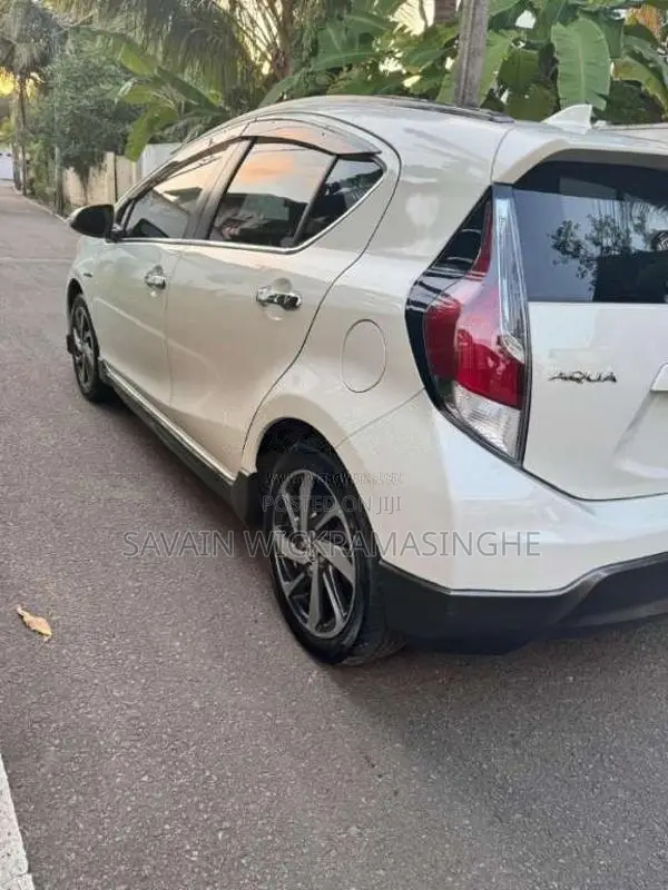 Toyota Aqua X Urban 2015 Car (Used)