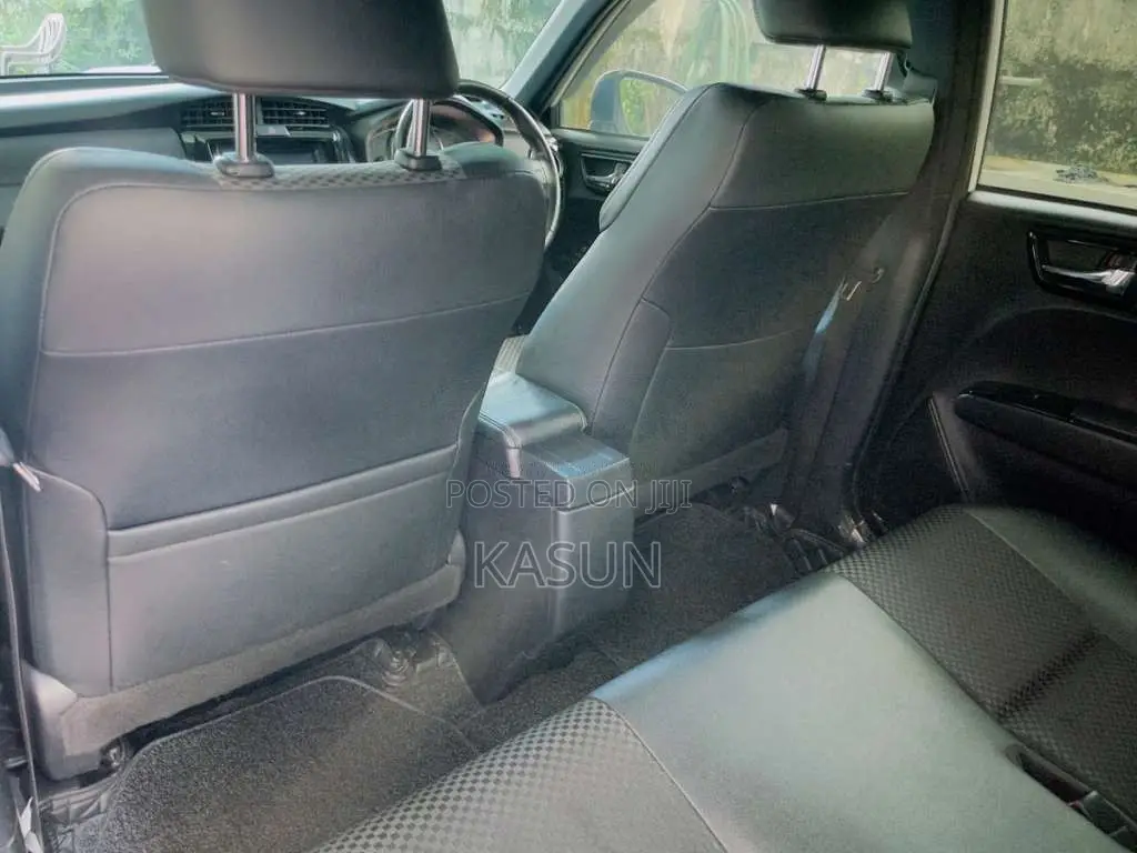 Toyota Axio WXB 2016 Car (Used)