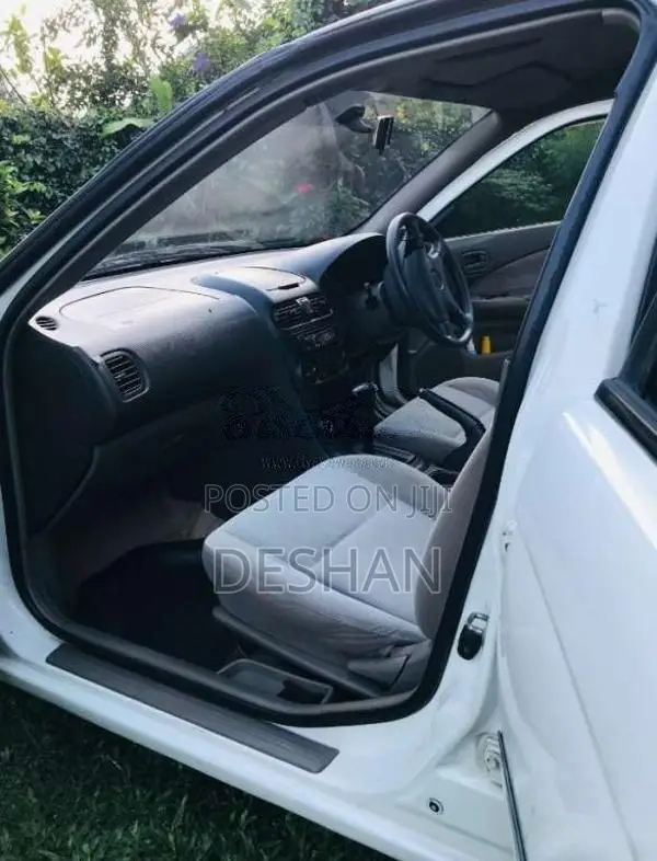 Nissan Sunny FB15 2000 Car (Used)