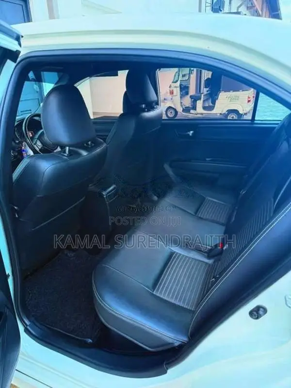 Toyota Axio 2018 Car (Used)