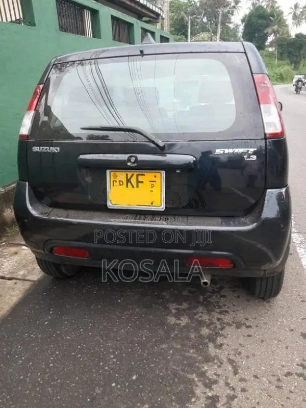 Suzuki Swift 2004 Car (Used)