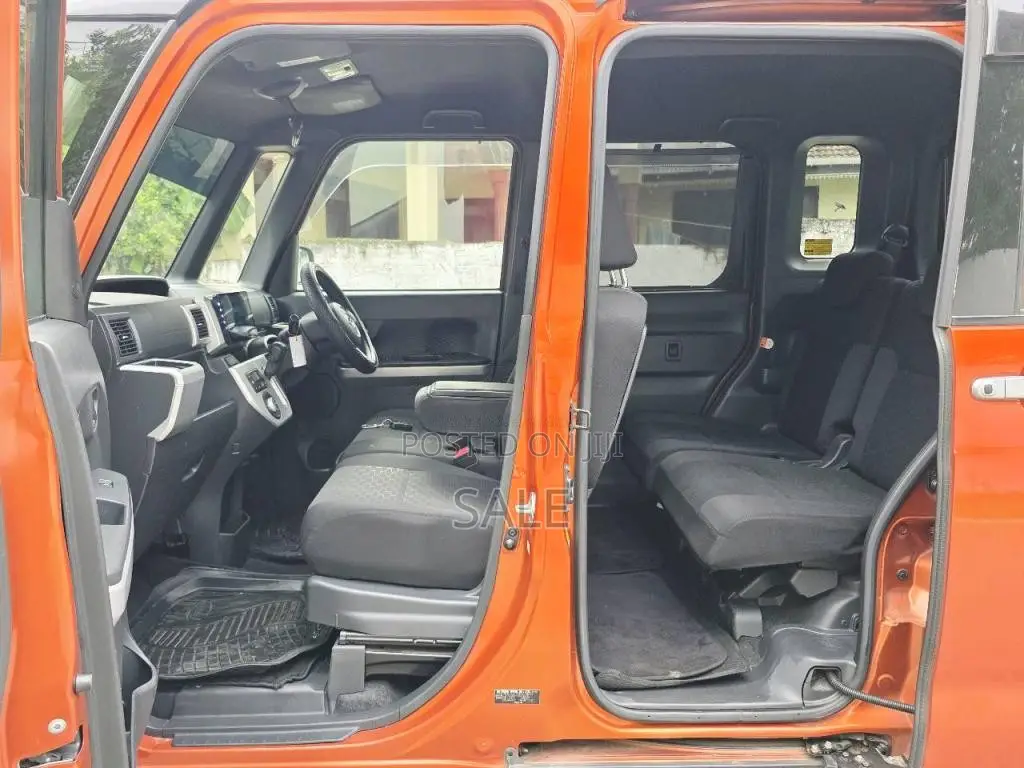 Daihatsu WAKE SPACIA CUSTOM 2015 Car (Used)
