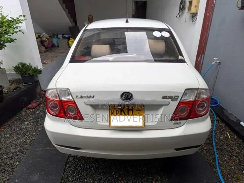 Micro Lifan 2009 Car (Used)