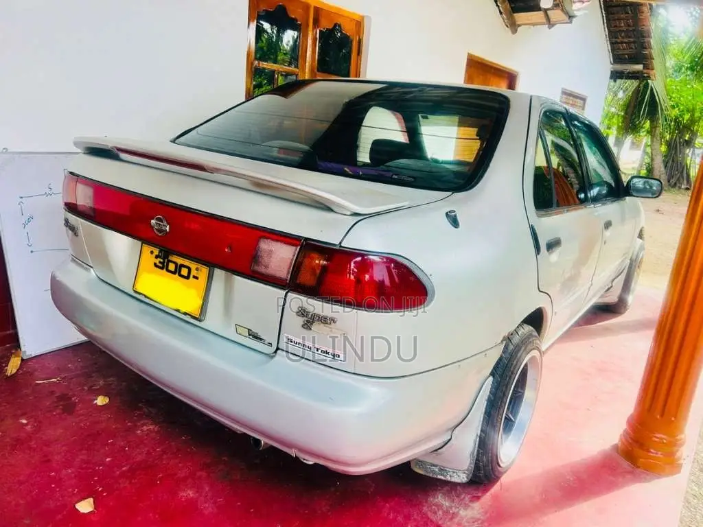 Nissan Sunny FB14 1994 Car (Used)