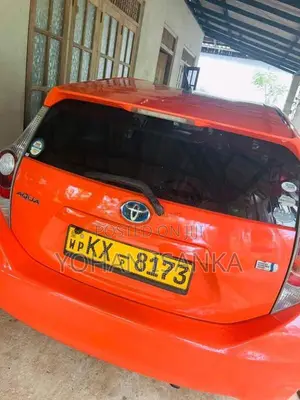 Toyota Aqua 2012 Car (Used)