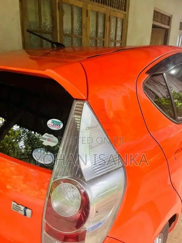 Toyota Aqua 2012 Car (Used)