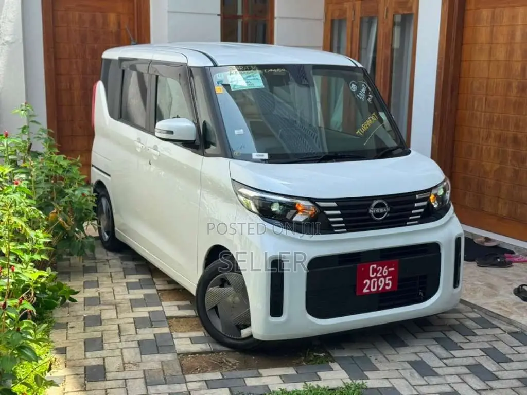 Nissan Roox Hybrid 2024 Car Unregistered (Recondition)