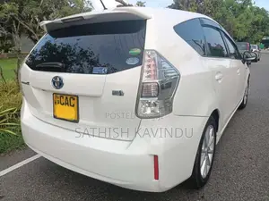 Toyota Prius 2012 Car (Used)