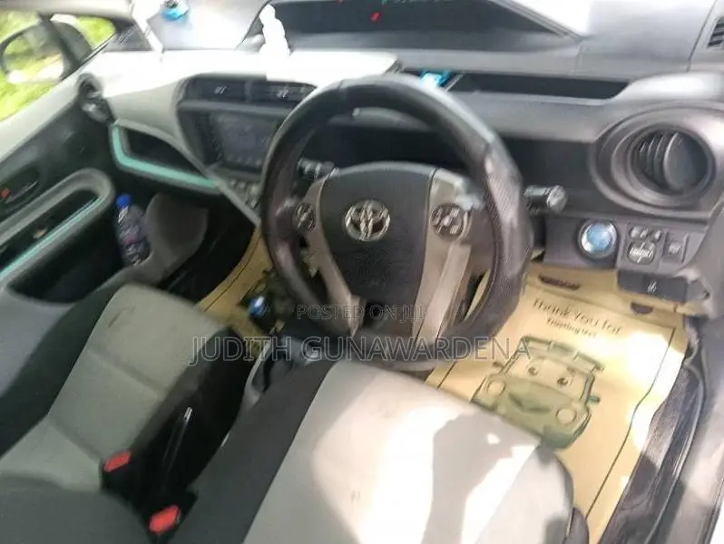 Toyota Aqua 2013 Car (Used)