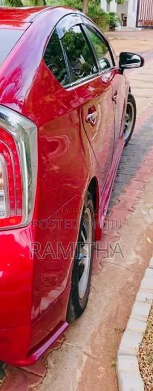 Toyota Prius 2012 Car (Used)