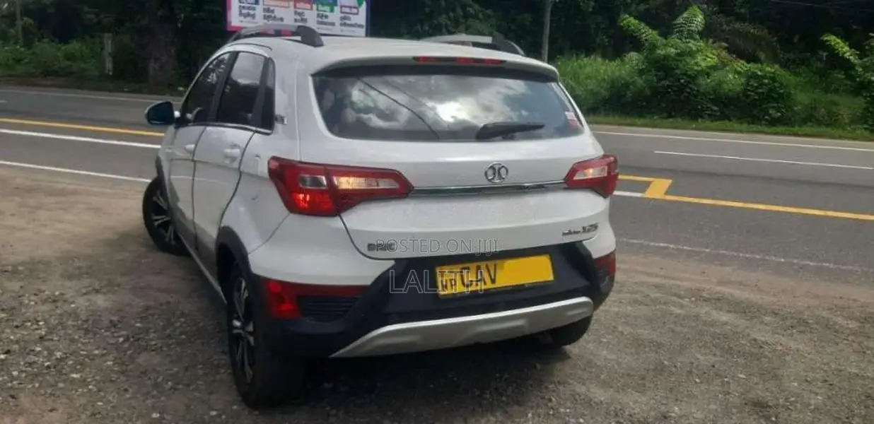 Micro X25 2017 Car (Used)