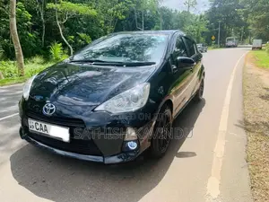 Toyota Aqua 2012 Car (Used)