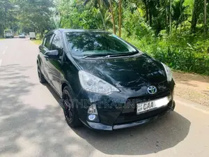 Toyota Aqua 2012 Car (Used)