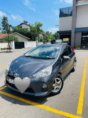 Toyota Aqua 2014 Car (Used)