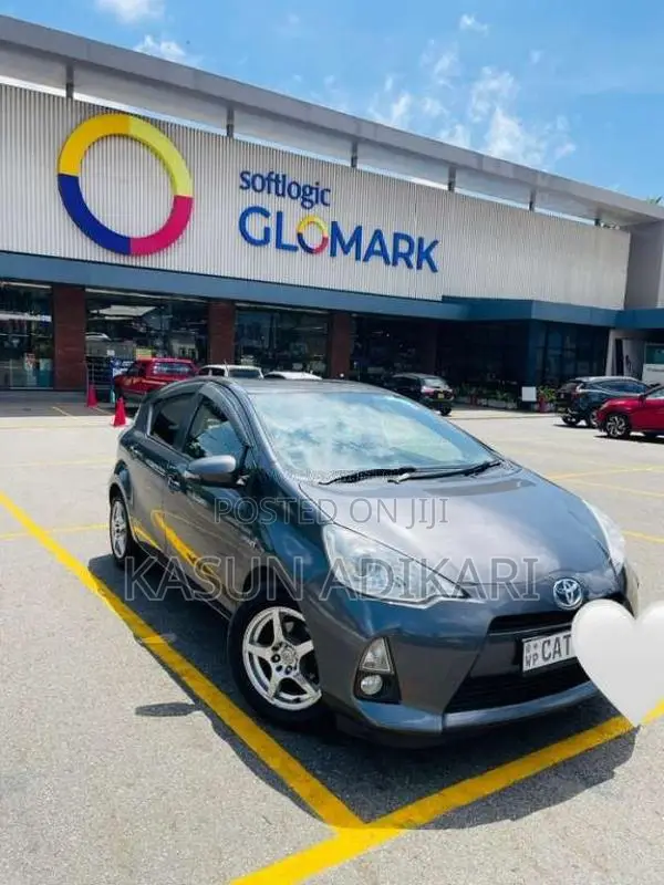 Toyota Aqua 2014 Car (Used)