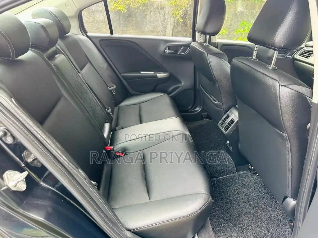 Honda Grace 2014 Car (Used)