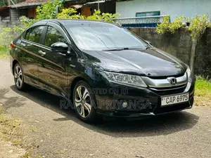 Honda Grace 2014 Car (Used)