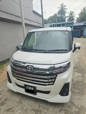 Toyota Roomy Custom GT 2025 Car (Used)