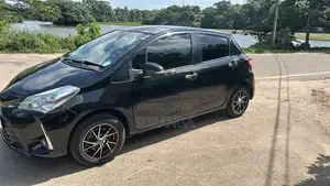 Toyota Vitz 2017 Car (Used)