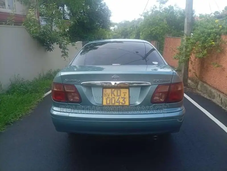 Nissan N16 1999 Car (Used)