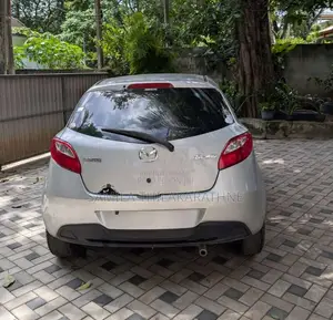 Mazda Demio 2009 Car (Used)