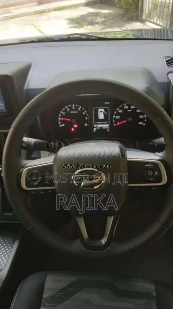 Daihatsu Taft 2025 Car (Used)
