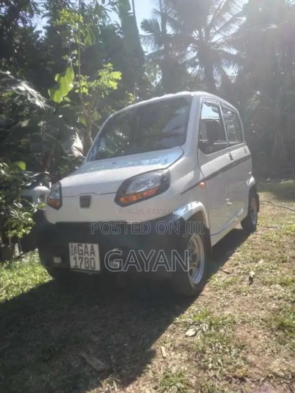 Bajaj Qute 2019 Car (Used)