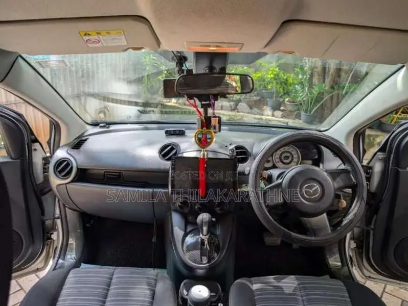 Mazda Demio 2009 Car (Used)