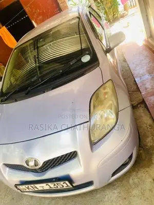 Toyota Vitz 2008 Car (Used)