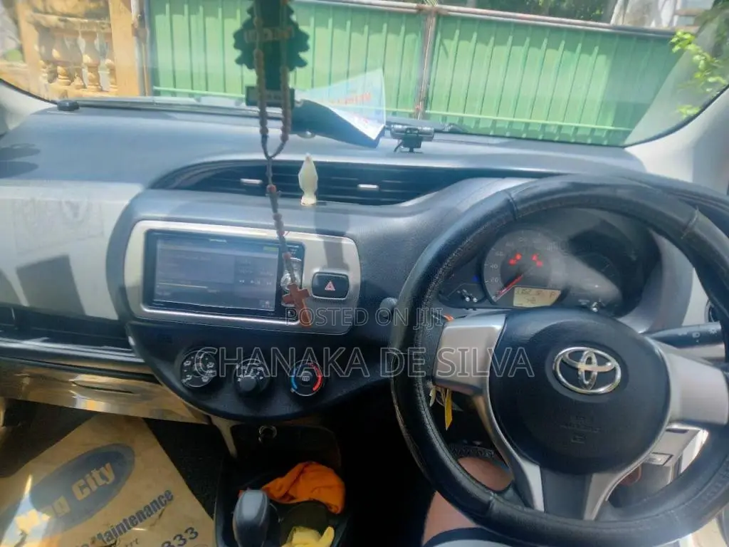 Toyota Vitz 2019 Car (Used)