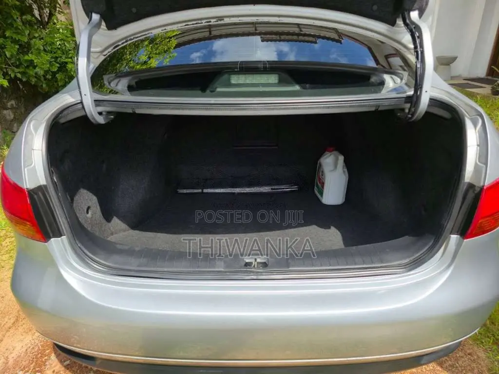 Nissan BlueBird Sylphy G11 2011 Car (Used)