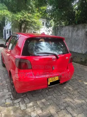 Toyota Vitz 1999 Car (Used)
