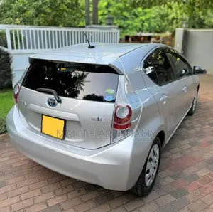 Toyota Aqua 2013 Car (Used)