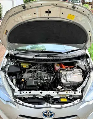 Toyota Aqua 2013 Car (Used)