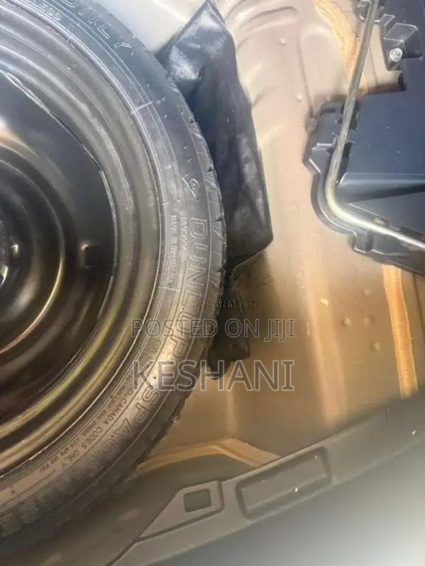 Toyota Vitz 2018 Car Unregistered (Recondition)