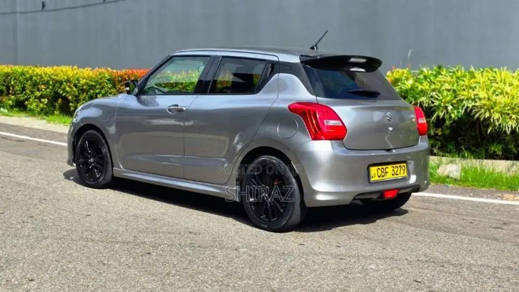 Suzuki Swift 2017 Car (Used)