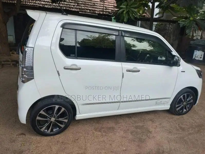 Suzuki Wagon R Stingray J Style 2015 Car (Used)
