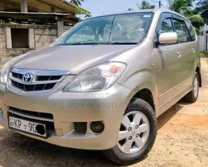 Toyota Avanza 2011 Car (Used)