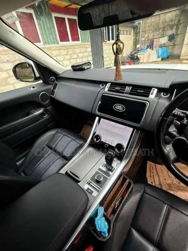 Land-Rover Sport 2019 Car (Used)