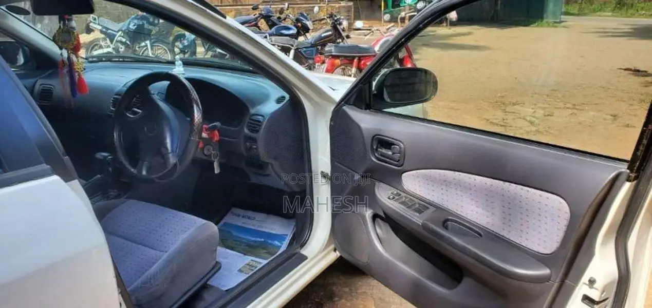 Nissan Wingroad Wfy11 2003 Car (Used)