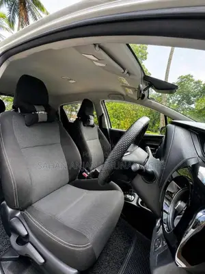 Toyota Vitz 2019 Car (Used)