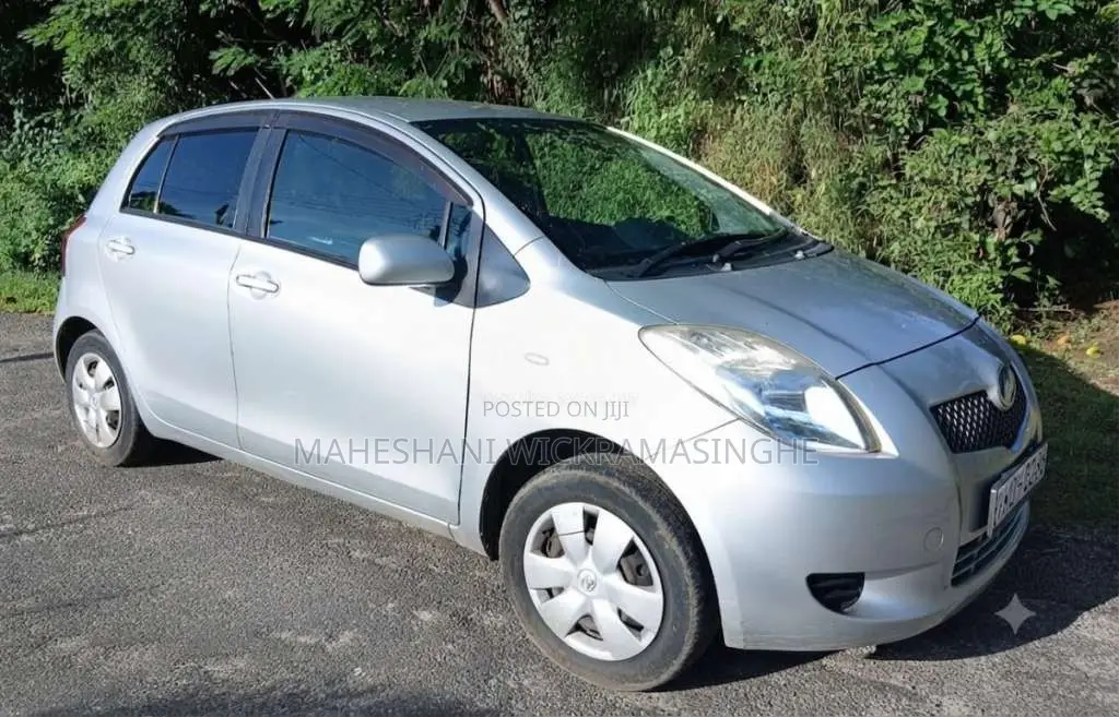 Toyota Vitz 2007 Car (Used)