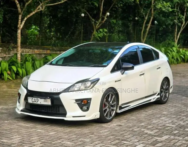 Toyota Prius G Sport 2013 Car (Used)